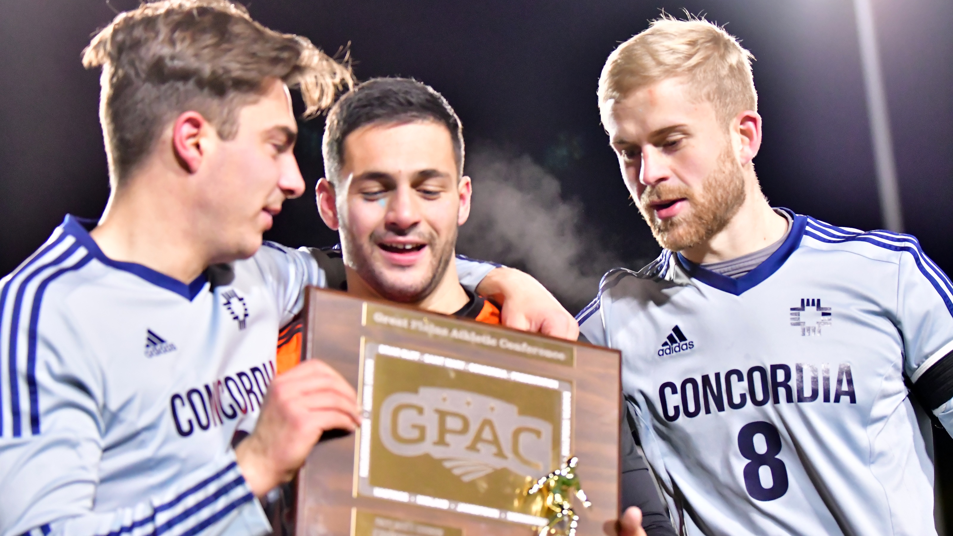 nine-bulldogs-from-gpac-tourney-champs-land-on-all-midlands-team-men
