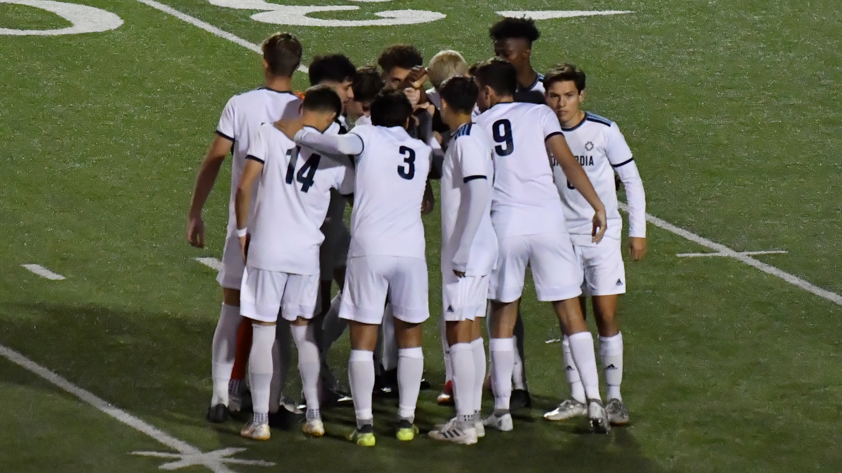 Second half dominance highlights draw with firstplace Hastings Men