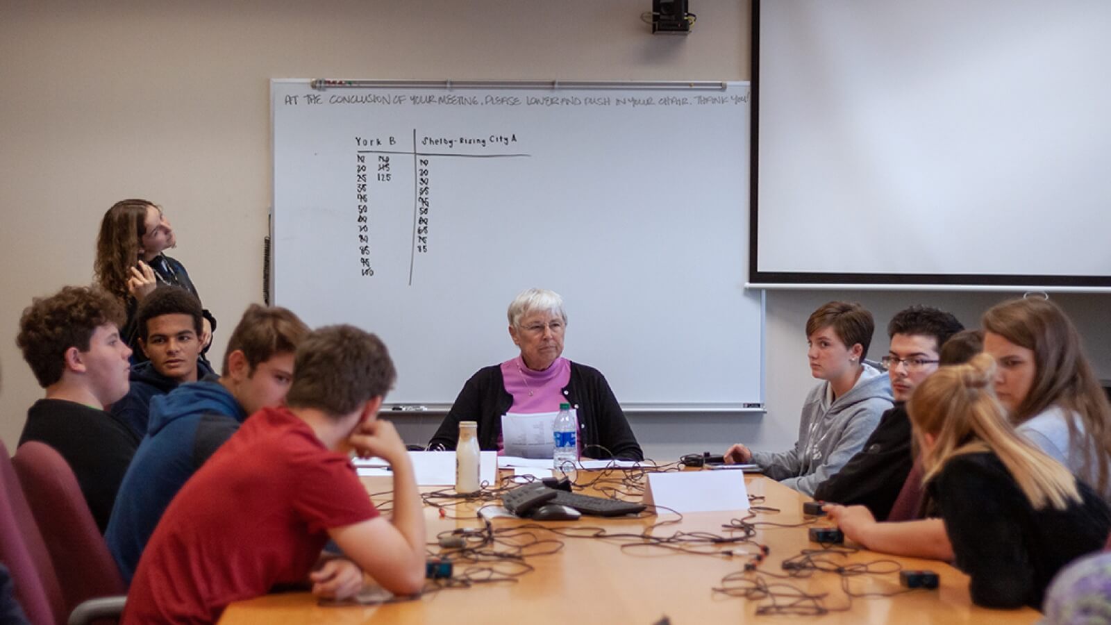 High school students compete in History and Geography Quiz Bowl