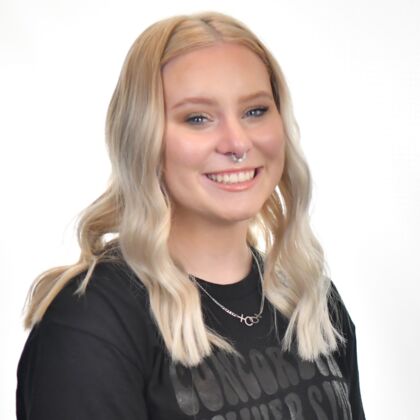 Photo of Hannah Knox