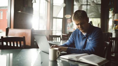 Transfer credits CUNE_April2017_HighRes-4731.jpg