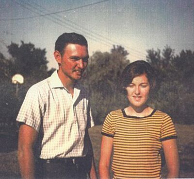 Lonnie and Karen Eatherton.jpg